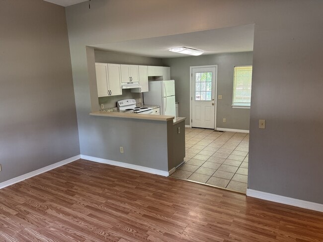 1120 Shady Rest Rd