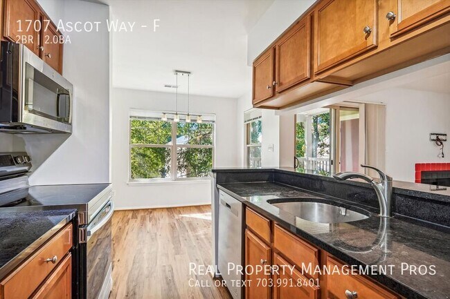 Photo - 1707 Ascot Way Unit F
