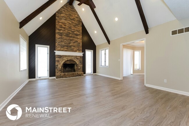 Building Photo - 7912 N Michigan Ave Rental