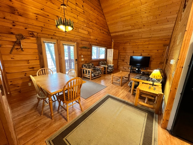 Photo - 207 Blossom Dr