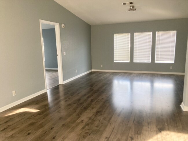 Photo - 15301 16th St