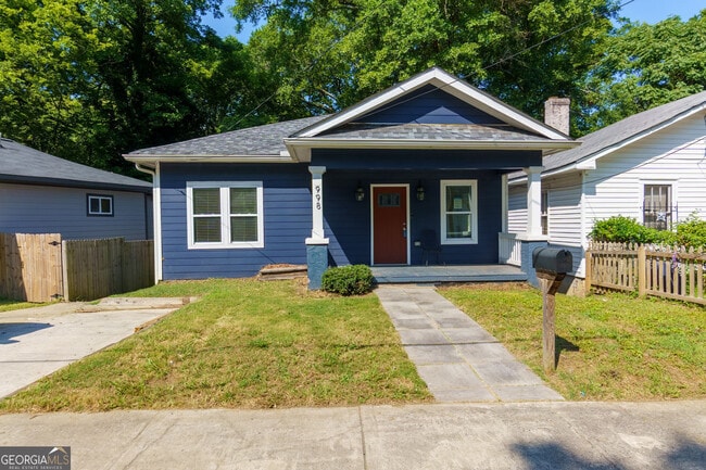 Building Photo - 998 Mayson Turner Rd NW Unit B Rental