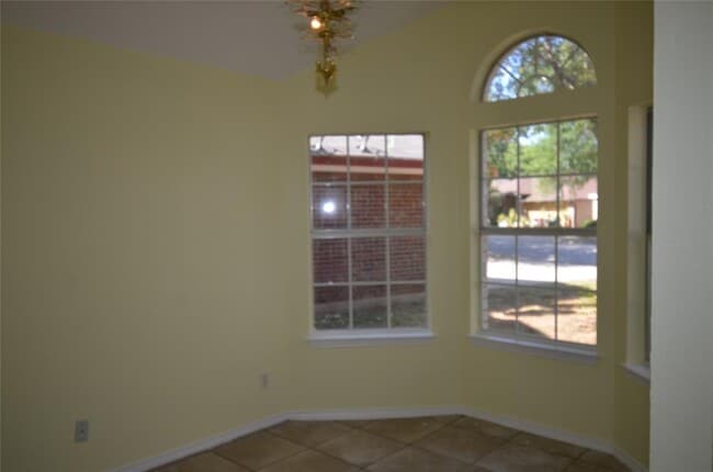 Photo - 4729 Castleman Dr