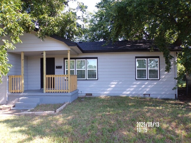 Building Photo - Move In Special: $200 off on The First Ful... Rental