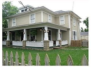 Historical Style Home Minutes from Campus ... - Historical Style Home Minutes from Campus ...