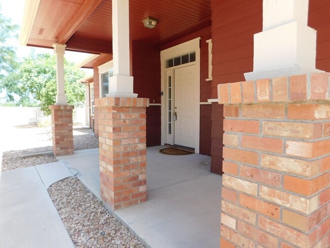 Photo - Spacious 2-Bed in Fountain Greens!