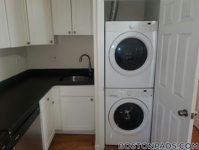 914 Dorchester Ave Unit 2