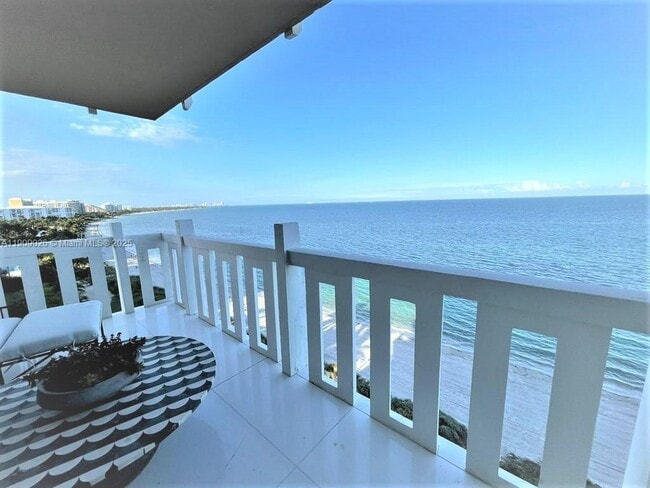 Building Photo - 1111 Crandon Blvd Unit A801