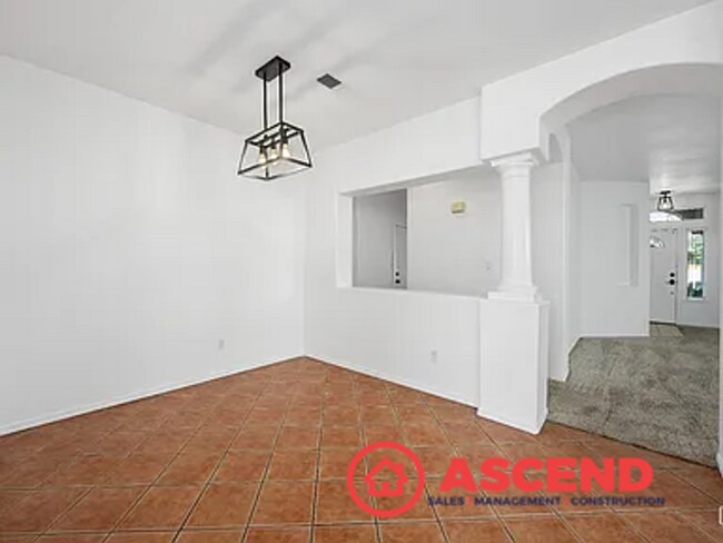 Photo - Beautiful 4 Bedroom Home In The Southwest!