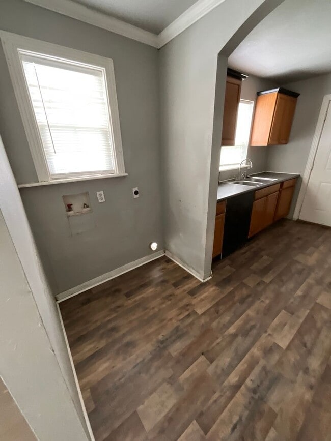 Photo - 1422 Grigsby St