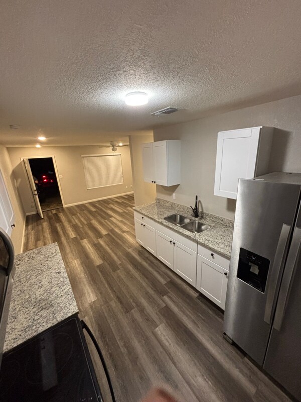 Photo - 822 Maple St
