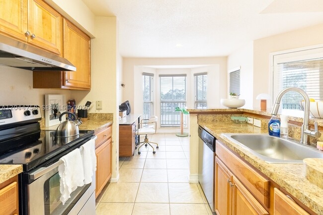Photo - 777 Riverside Dr Unit 1537