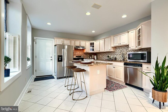 Photo - 3222 O'Donnell St Townhome