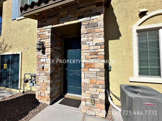 Photo - 2 Bedroom Townhome off of I-15 and Starr r... Unidad #1