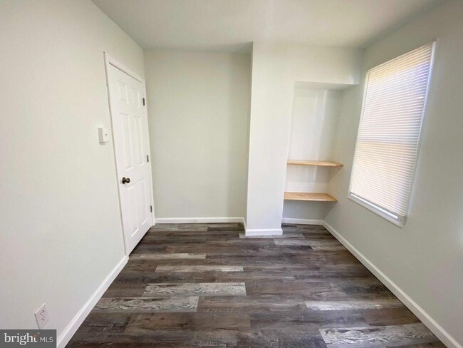 Photo - 3118 Hartville St