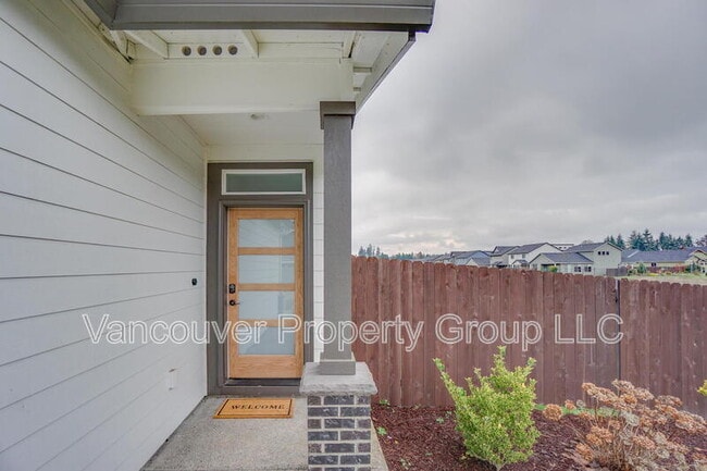 Photo - 11025 NE 137th Ave