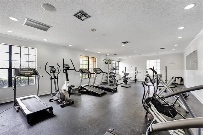 Photo - 5761 Riverside Dr Unit 304B4