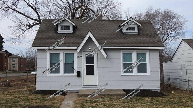 Photo - 1500 N Main St