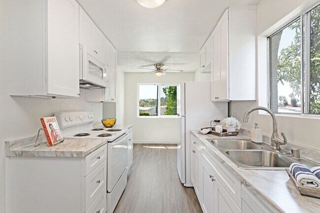 Oakleaf Apartments