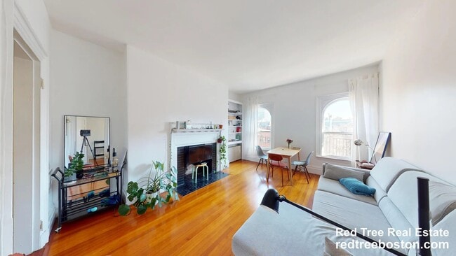 Building Photo - 470 Beacon St