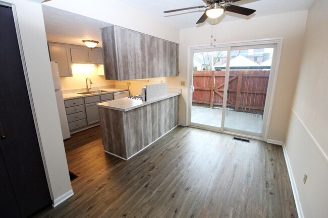 Photo - 4825 Dierker Rd Unit 4825