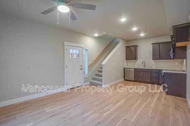 Photo - 2215 E Badger Wy