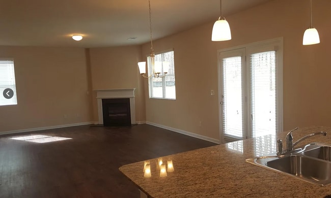 Photo - 79 Meadowlark Way