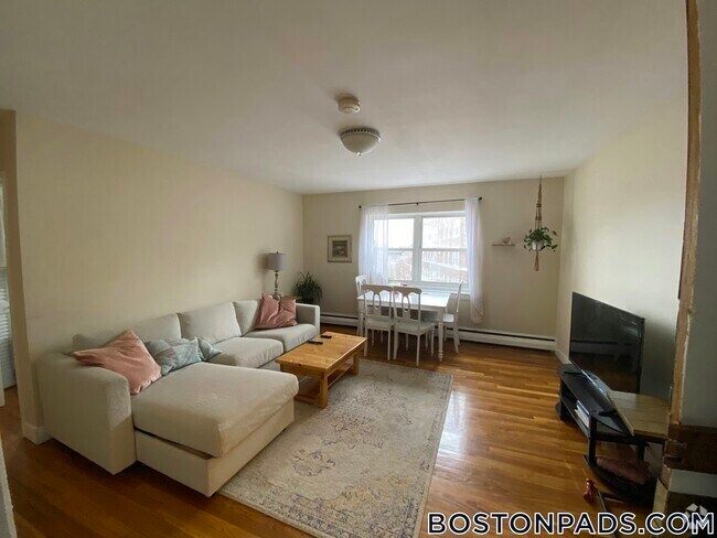 Building Photo - 65 Chiswick Rd Rental
