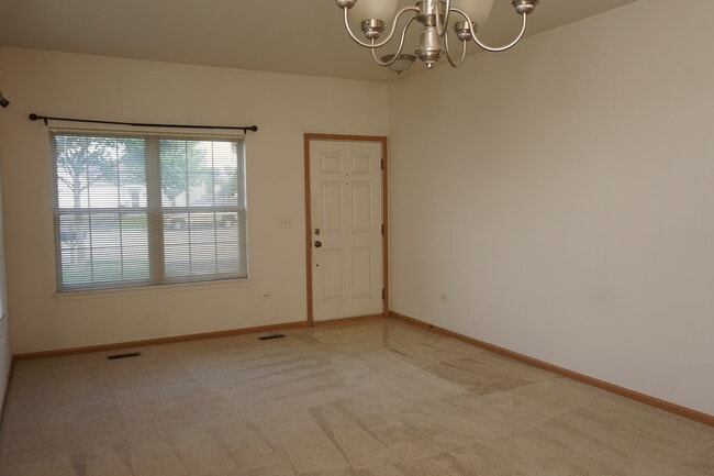 Photo - 407 Waubonsee Drive