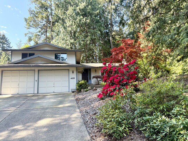 Silverdale Area Home. - Silverdale Area Home.