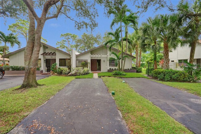 Photo - 3821 Arelia Dr Casa Adosada