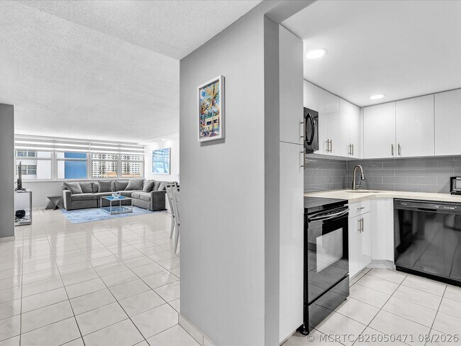 Photo - 1410 S Ocean Dr Unit 1103