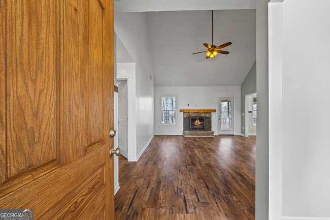 Photo - 156 Azalea Dr