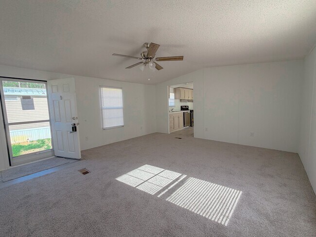 Photo - 2111 Harristown Rd