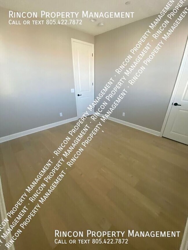 Photo - ONE BEDROOM RENTAL with Shared Bathroom an... Unidad #3