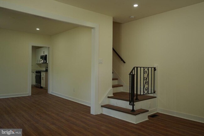 Photo - 140 S Keswick Ave