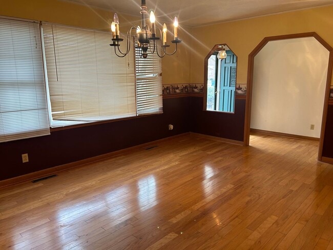 Photo - Very spacious 4 bedroom, 2 bath home in Kickapoo Schools! This will go fast!