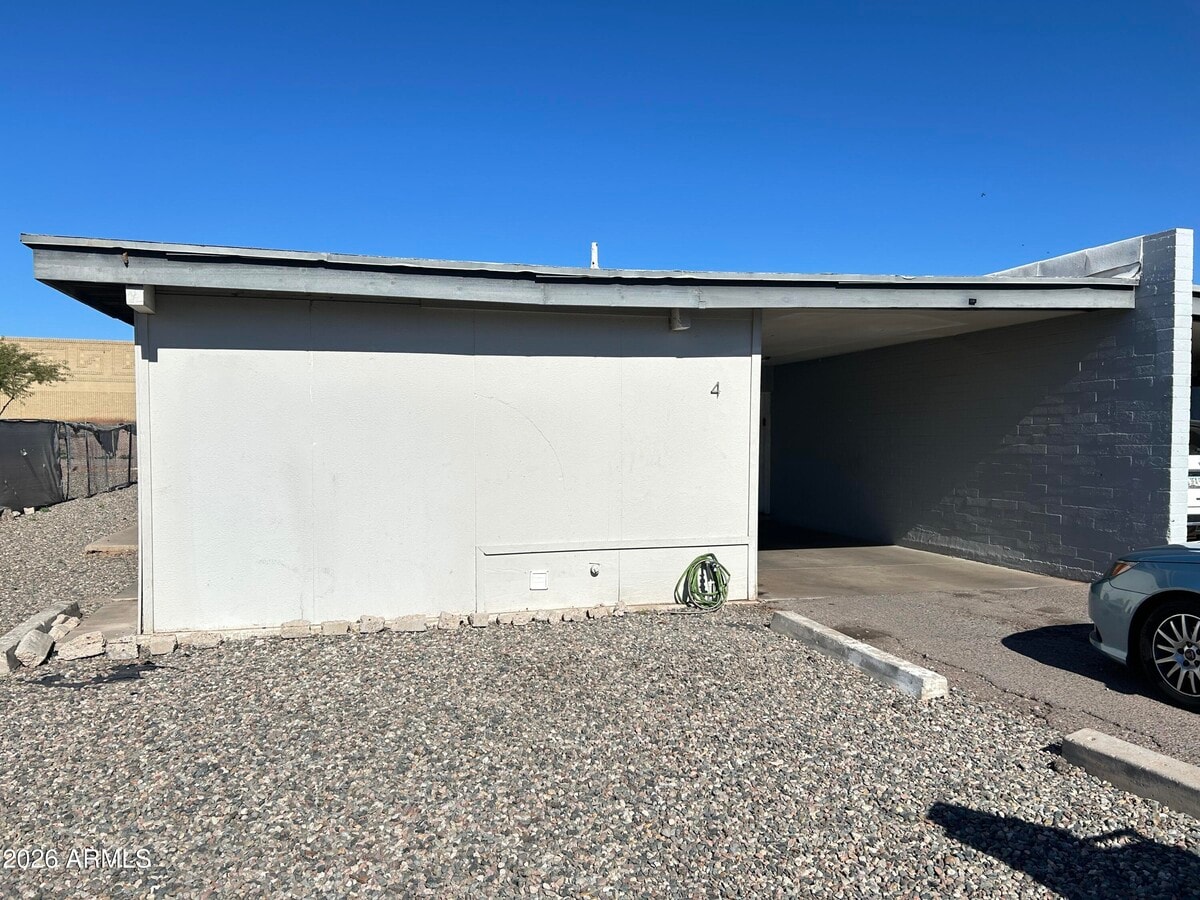 Photo - 1124 N 27th St