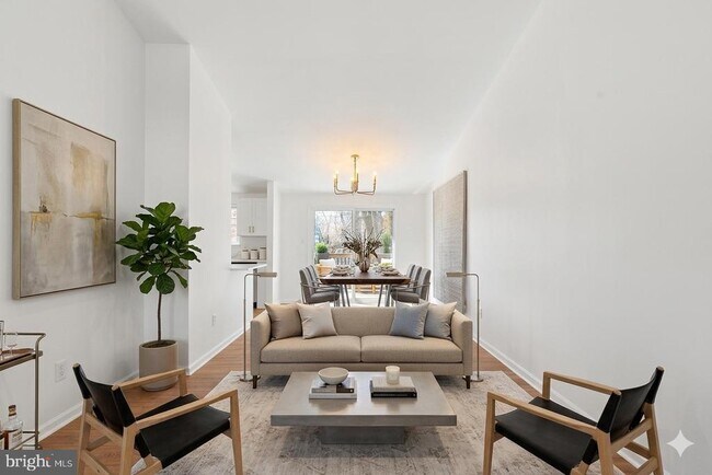 Photo - 502 Brighton Pl