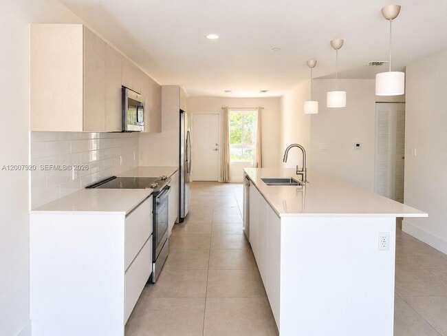 Photo - 2505 NE 193rd St Unit 4112