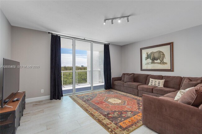 Photo - 14951 Royal Oaks Ln Unit 708