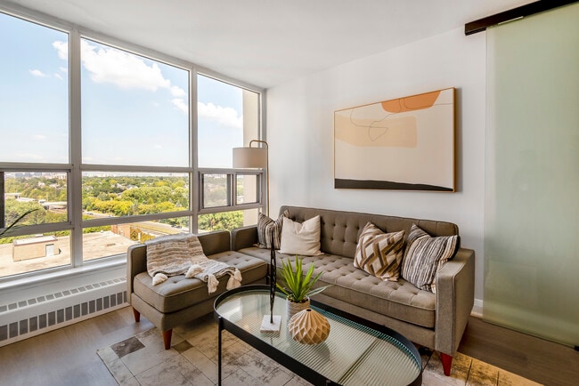 Building Photo - 111 Ridelle Avenue Apartments