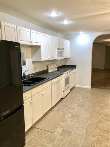 Photo - 392 Old Mail Rd