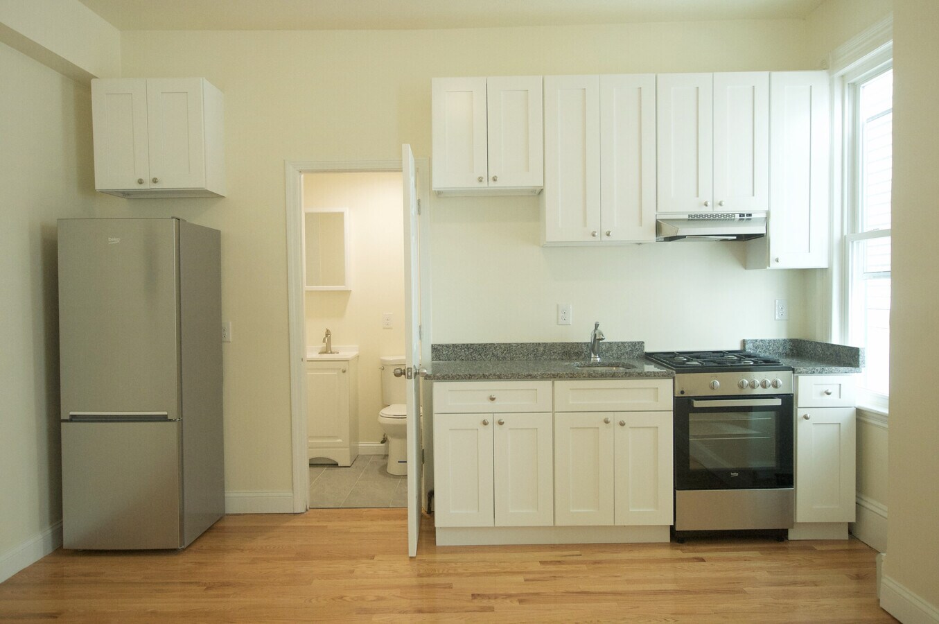 Photo - 518 E Broadway Unidad 5