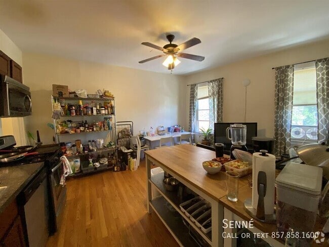 Building Photo - 1218 Cambridge St Unit 5 Rental