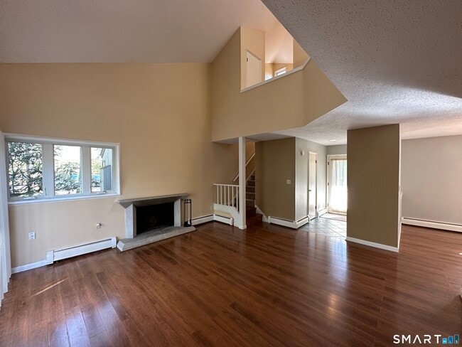 7 Staunton Ct Unidad F