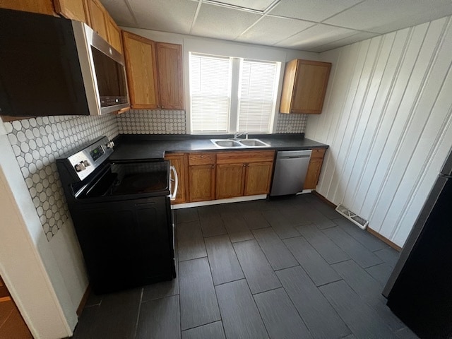 Photo - 817 W 7th St