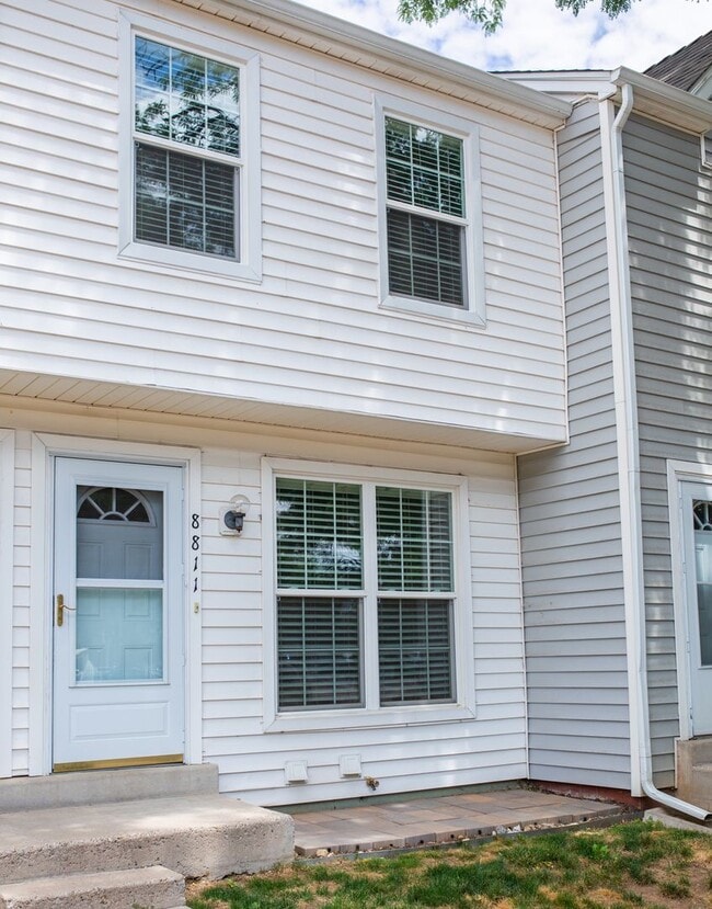 Nice 2 Bedroom Townhome in Lakewood - Nice 2 Bedroom Townhome in Lakewood