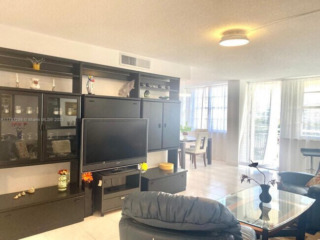 Photo - 17021 N Bay Rd Rental