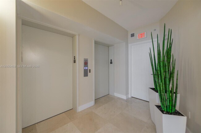 Photo - 3101 S Ocean Dr Unit 404